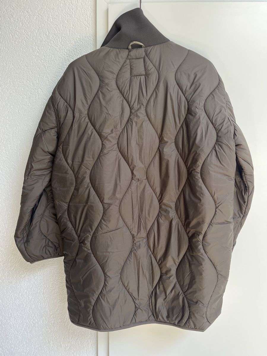 Adidas Vestes: adidas Steppjacke oversized M neuwertig – Neuf (Voir description) à Zeiningen par man_69cj 1