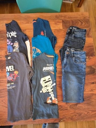 Jungen Kleiderpaket Herbst/Winter. Gr. 134/140 guten Zustand