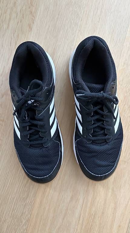 Adidas Scarpe da uomo: Turnschuhe Adidas Gr. 38 2/3 – Usato da Zürich venduto da nop4