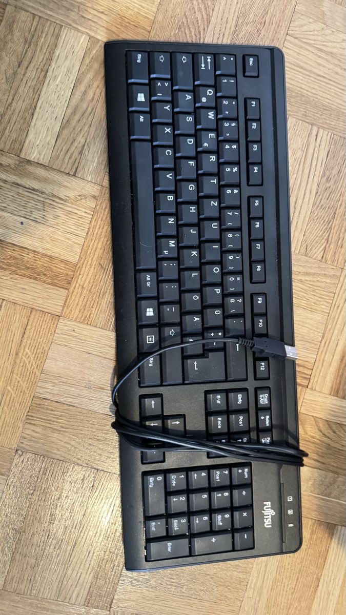 Claviers: Pack Clavier + Souris (achat unique possible) – D'occasion à Grand-Lancy par dan_pt5p 1