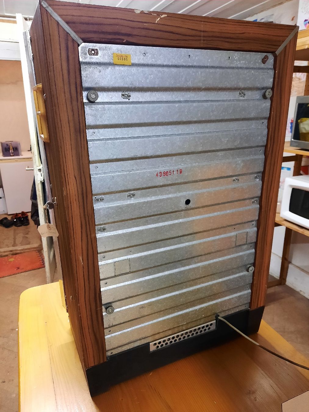 Spielautomaten: Machine à sous – Gebraucht aus Valeyres-sous-Rances von Cor_vintage_7 2