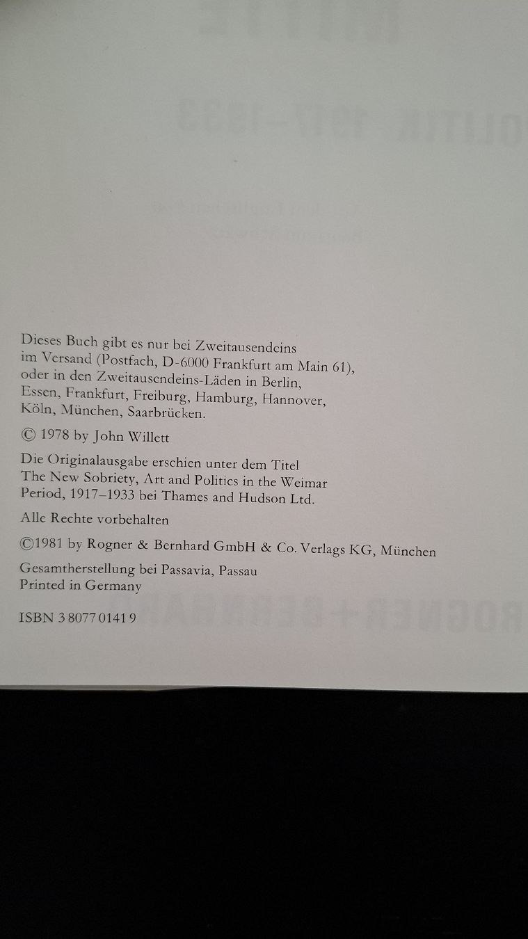Libri: EXPLOSION DER MITTE•John Willett•Kunst+Politik 1917-1933 – Usato da Ottenbach venduto da Rasenmaeeher 4