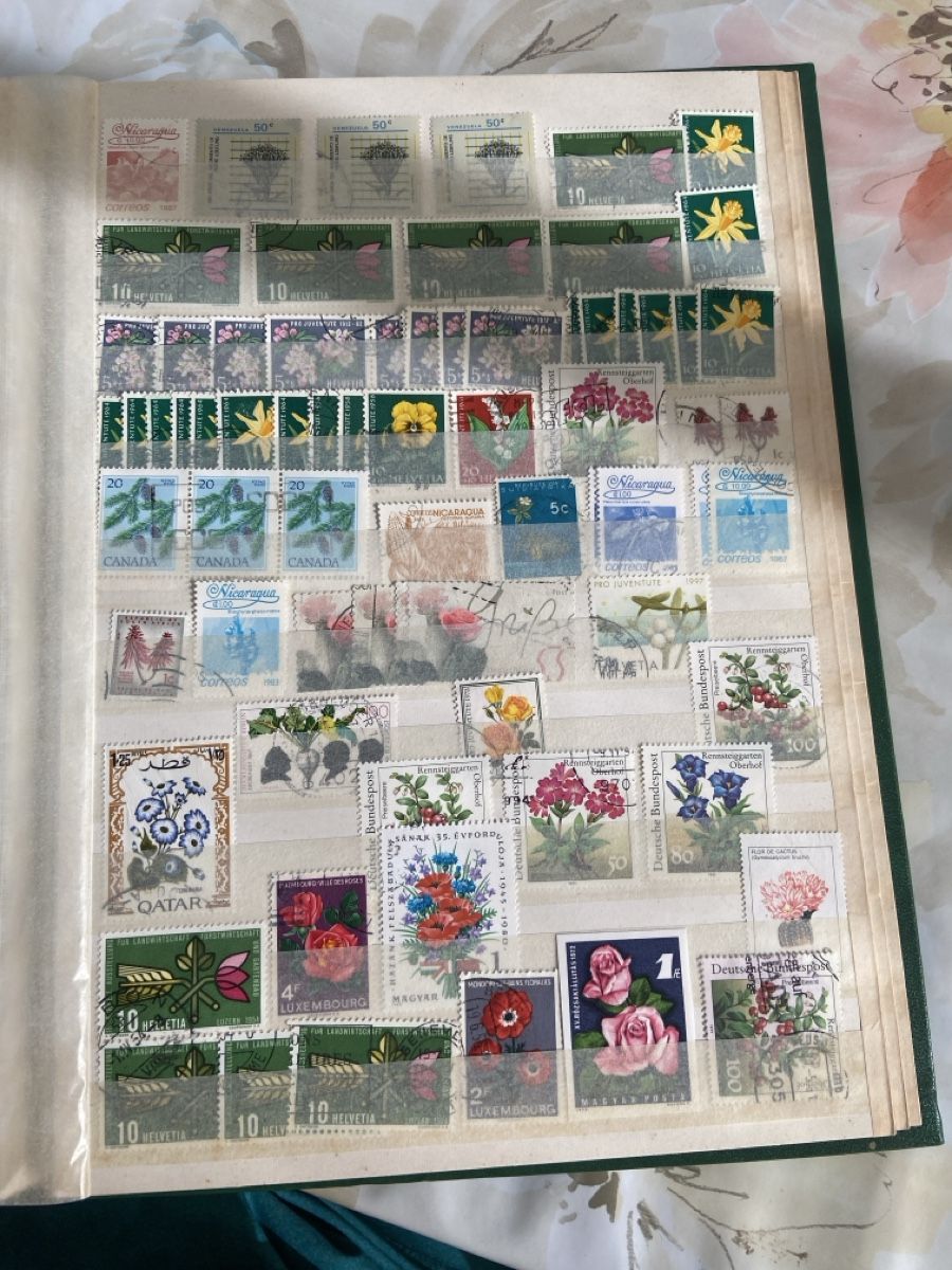 Tutti i francobolli: Briefmarken Blumen Motiv 6 pages – Usato da Collex venduto da RCXGJ 4