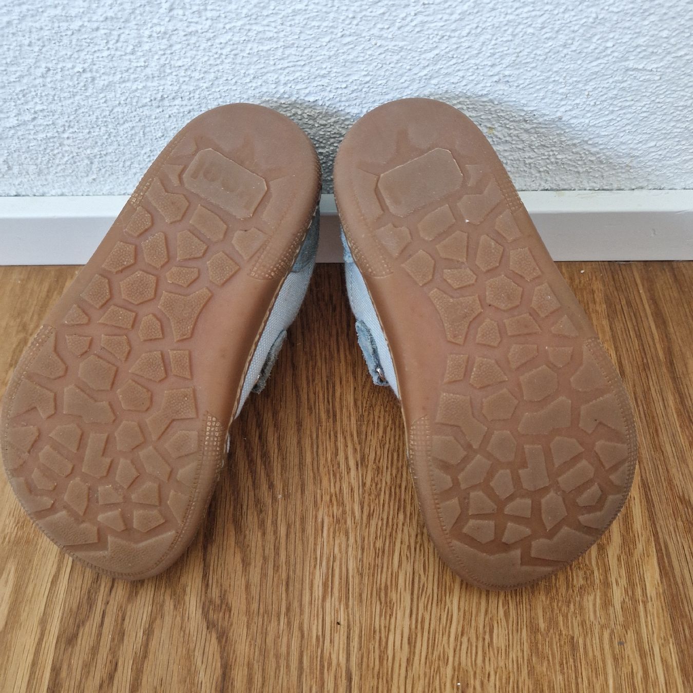 Schuhe für Jungen: KOEL Barfussschuh Grösse 28  – Gebraucht aus Sarnen von C_Bolt 1