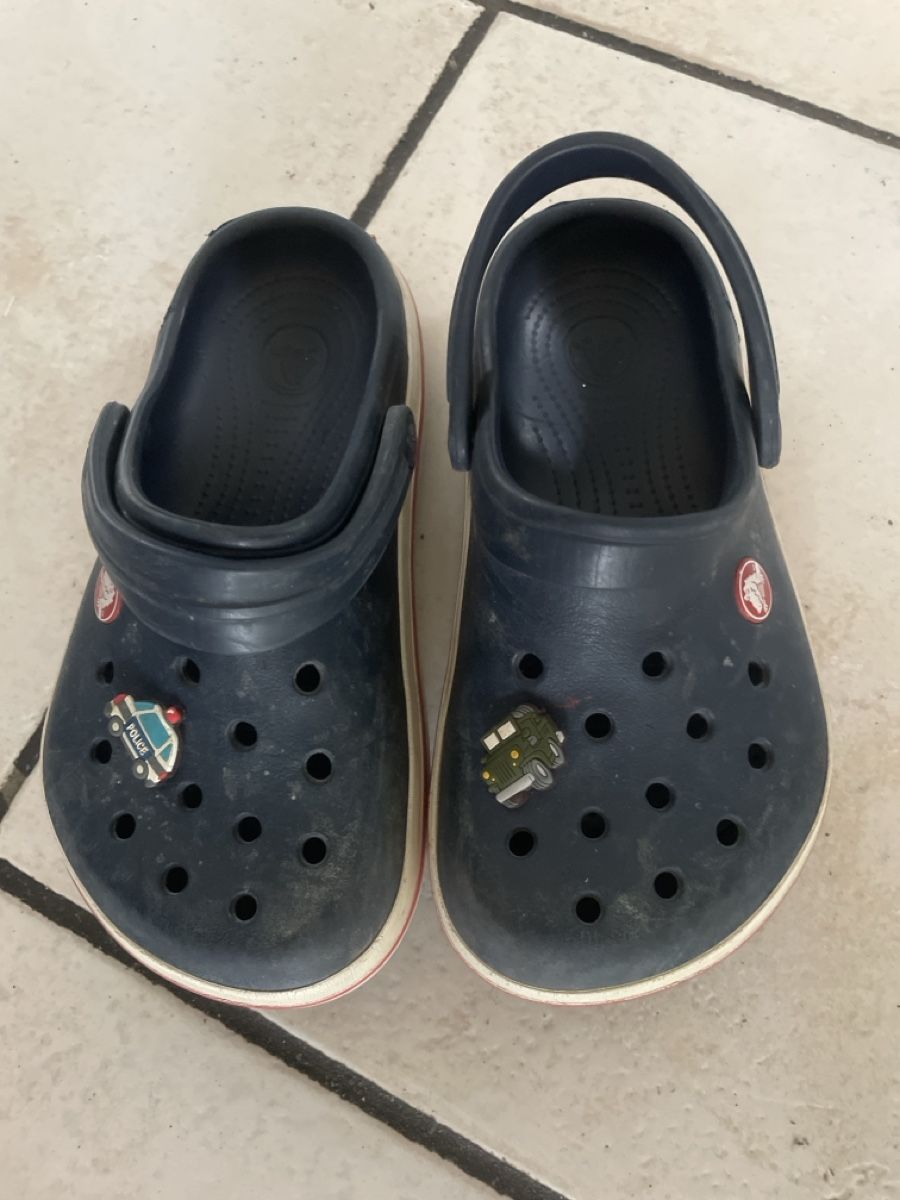 Crocs Scarpe per ragazzi: Original Crocs, dunkelblau, Gr.32/33 – Usato da Obergerlafingen venduto da cabo4 1