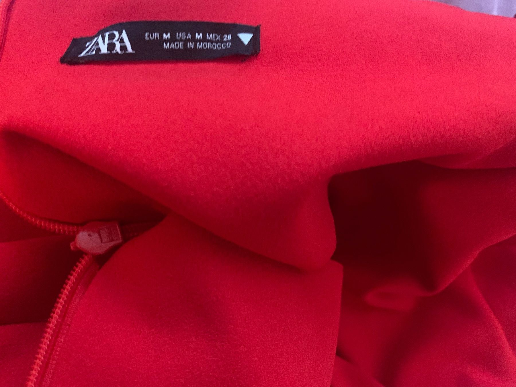 Zara Kleider: Zara Kleid rot / Abendkleid / Abschlusskleid / elegant – Gebraucht aus Bettlach von valishop 2