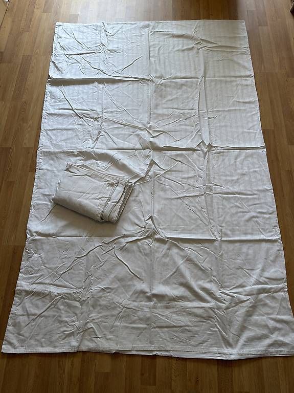 Biancheria da letto: Bettbezüge – Usato da Basel venduto da SuraCh