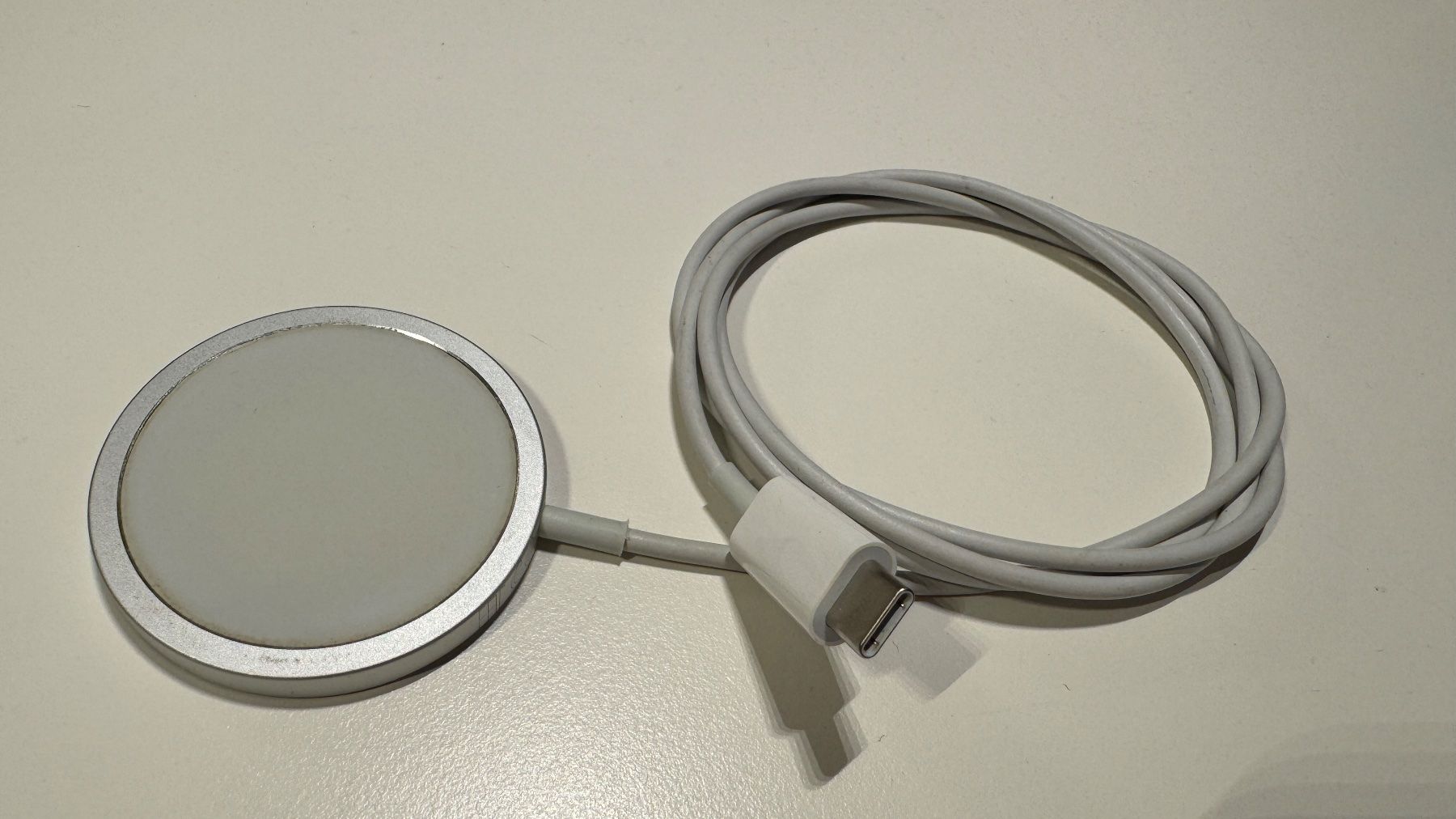 Apple Caricabatterie: Apple Magsafe Ladegerät USB-C 15W 1m – Usato da Kloten venduto da Martini75 1