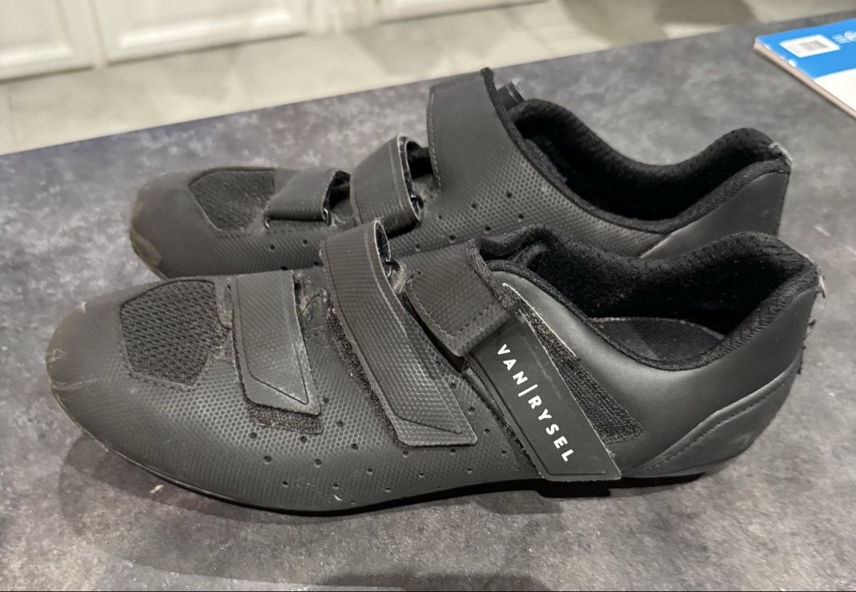 Scarpe da uomo: Van Rysel cycling shoes   – Usato da Gland venduto da ron_m8cc 1