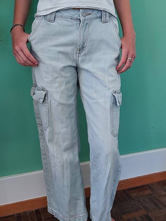 Hosen: Hellblaue Jeans – Gebraucht aus Rapperswil BE von AndreaReist