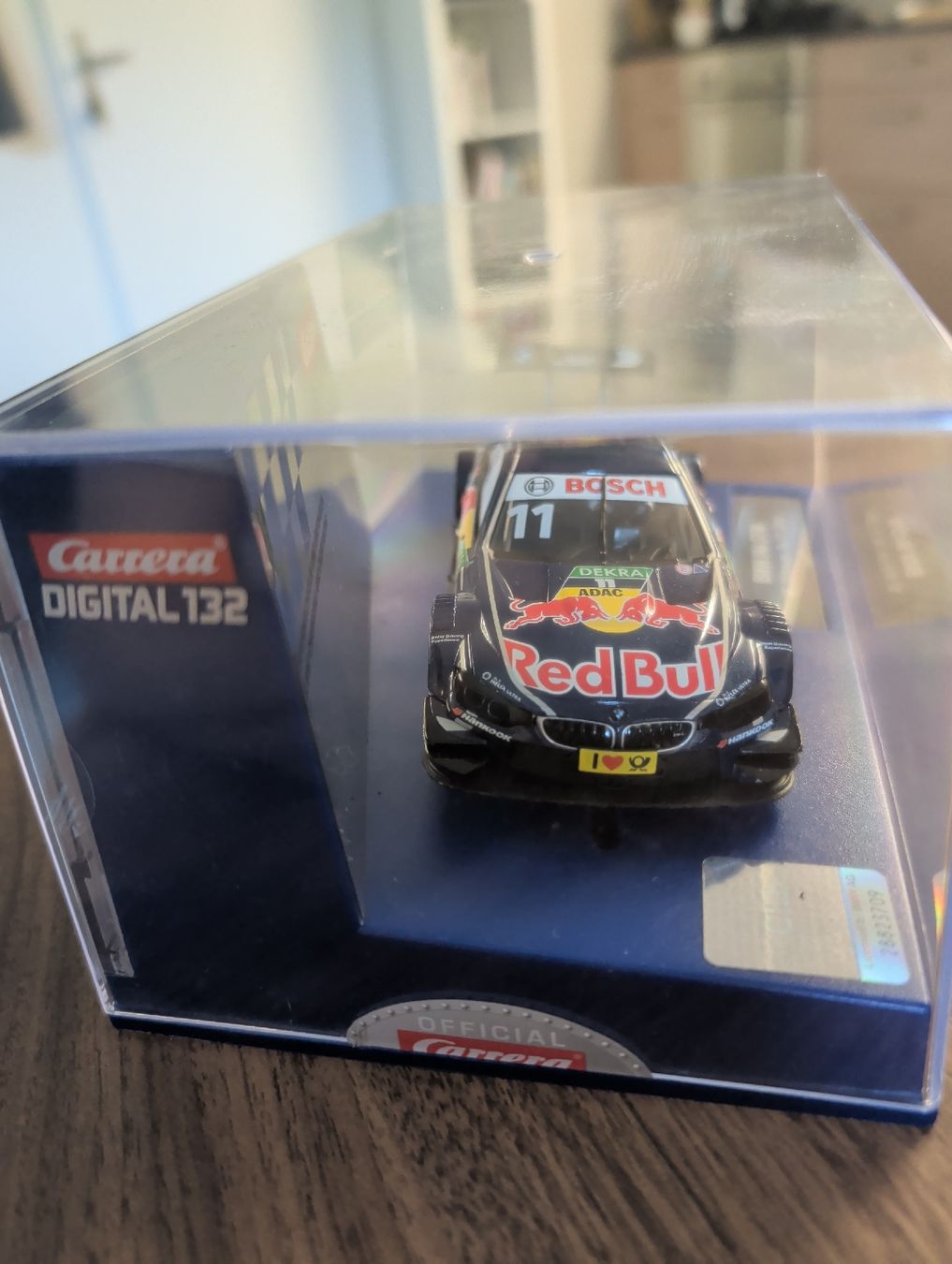 Carrera Piste: carrera Digital 132 BMW M4 – Usato da Flumenthal venduto da feu_yxn7 1