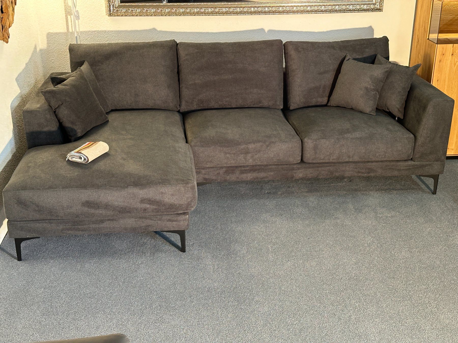 Sofas: Sofa GINO Stoff Aston schwarz 184 x 258 cm – Neu und originalverpackt aus Unterentfelden von moebelrufli 4