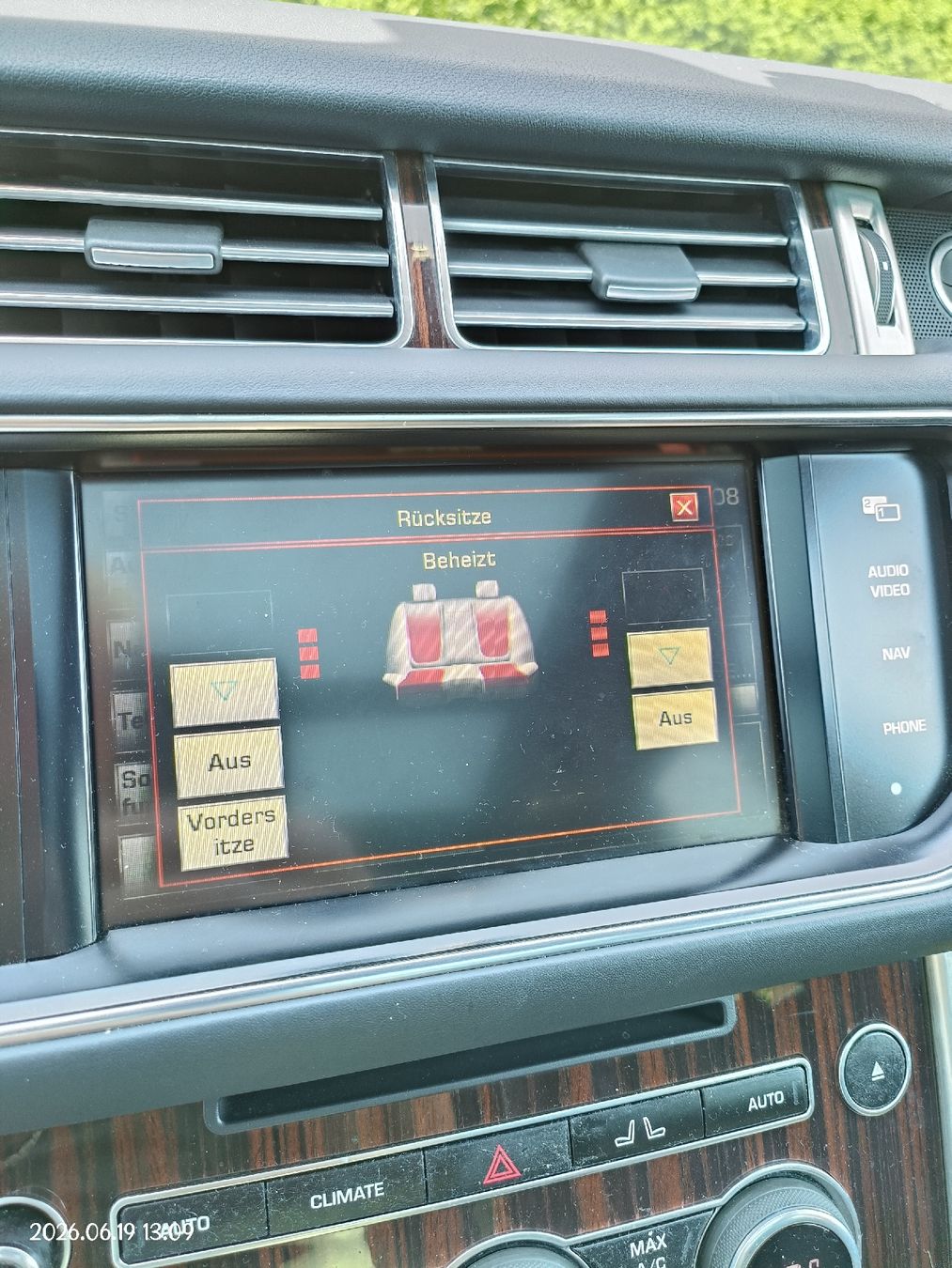Autos: Range Rover Vogue SDV8 4.4.L – Gebraucht aus Rebstein von irp_yx68 7