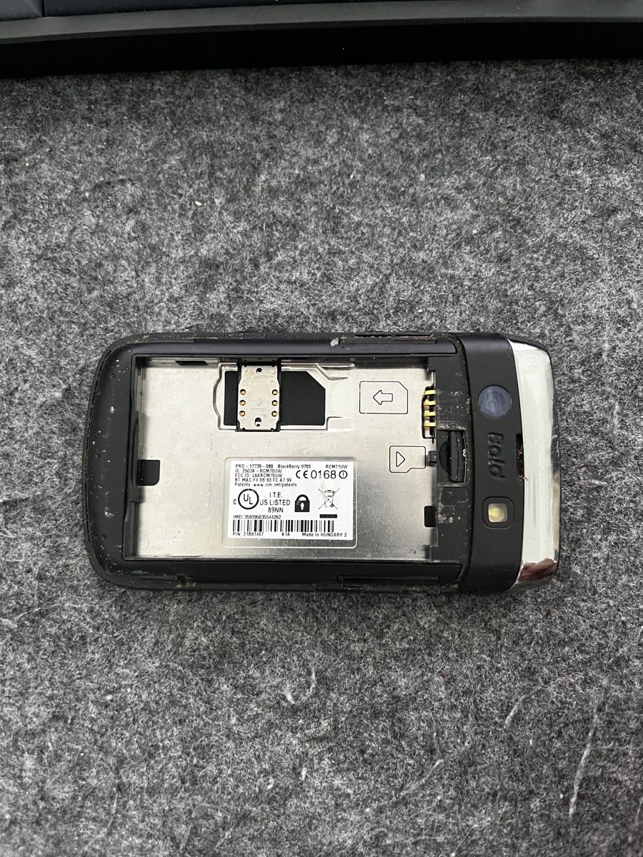 Blackberry Handys / Smartphones: Blackberry Bold 9700 – Gebraucht aus Pfäffikon ZH von Restore-Me 2