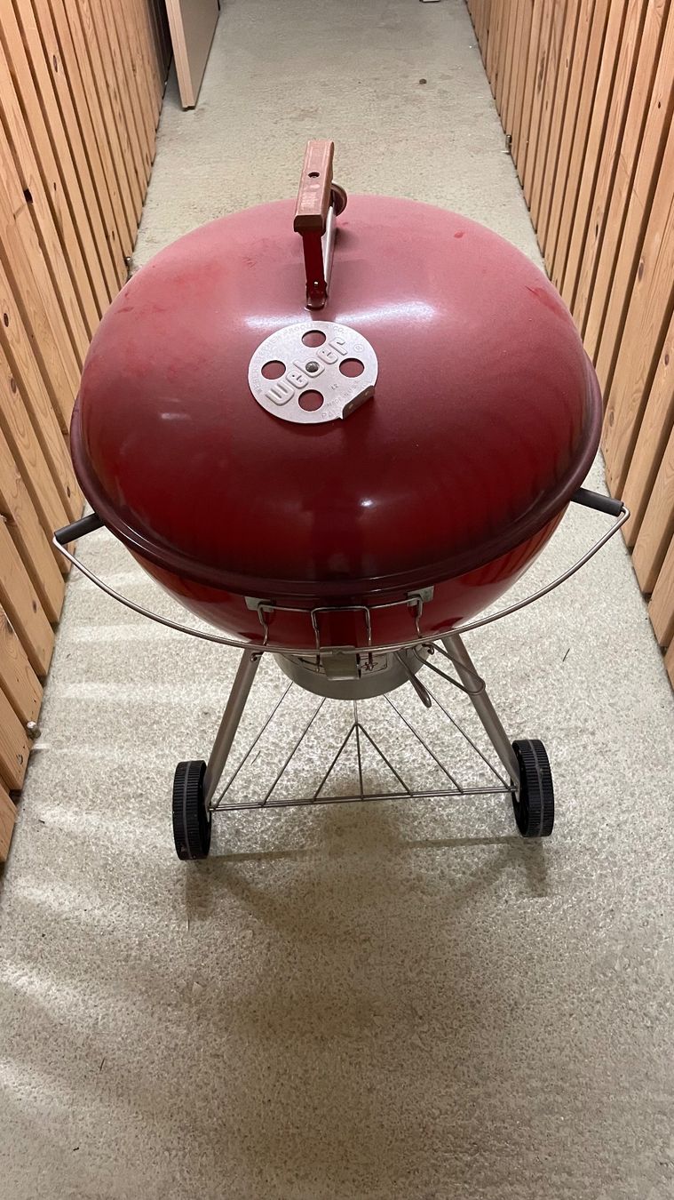 Weber Grils: Weber Kugelgrill – D'occasion à Interlaken par Qatar 1