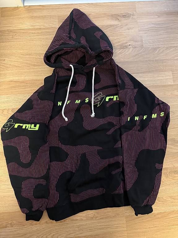 Maglioni & Felpe: Grmy/Infms Hoodie – Usato da Brugg AG venduto da S_Stuff