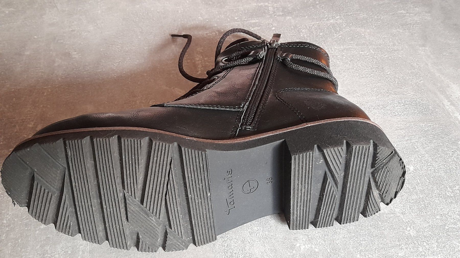 Tamaris Damenschuhe: Winter Schwarze Boots Tamaris – Gebraucht aus Schaffhausen von col_t6cz 3