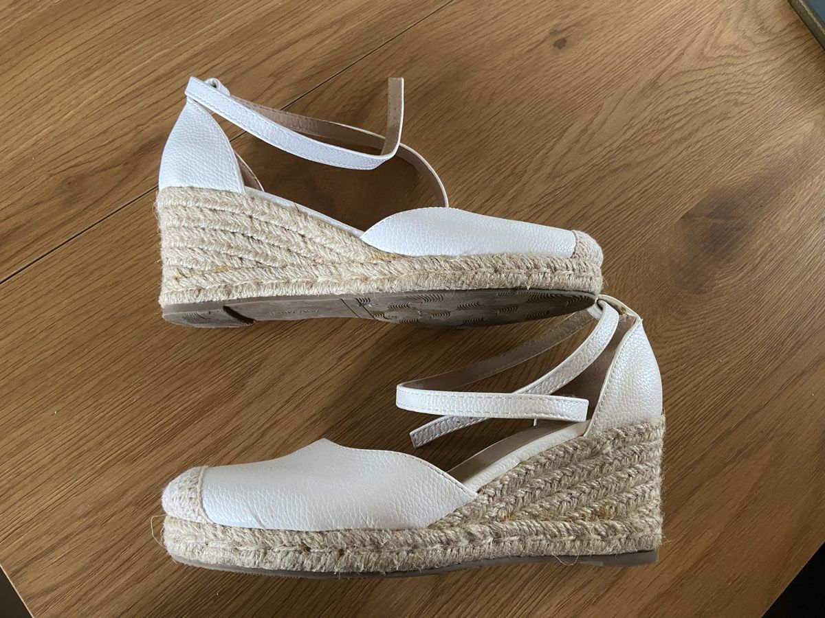 Scarpe da donna: Escarpin  – Nuovo (secondo la descrizione) da Berlens venduto da aye_lf66 2
