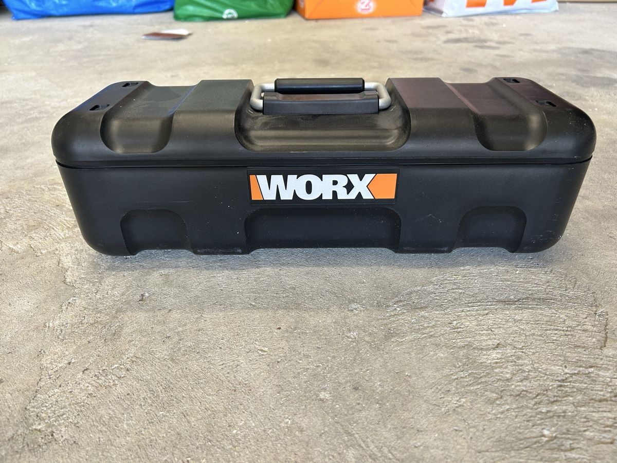 Worx Tutti gli attrezzi: WORX Sonicrafter Multitool mit Zubeh. – Usato da Seuzach venduto da Commodore64 2