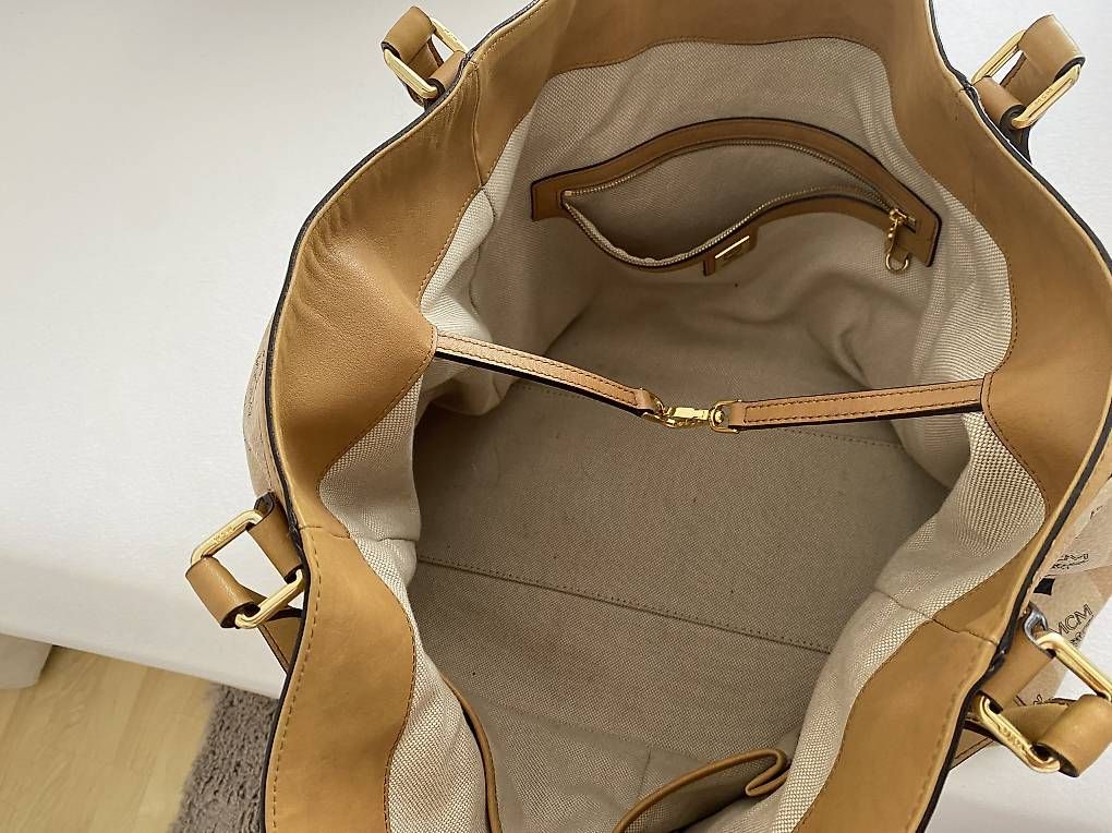 Taschen für Damen: MCM shopper – Gebraucht aus Worb von Khloe72 3
