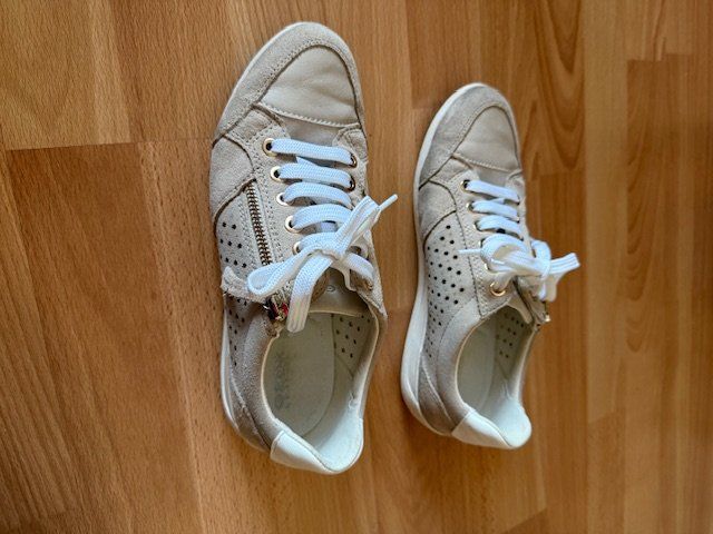 Geox Scarpe da donna: Sneakers Geox - taille 37 – Usato da Colombier NE venduto da framb 1