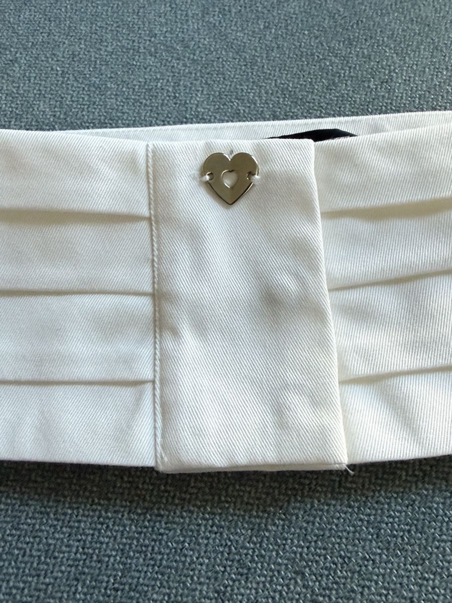 Twinset Cinture: Waist belt Twinset – Usato da Zürich venduto da Liz_premudraya 1
