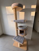Gebrauchter Katzenbaum/Turm – ca. 170 cm hoch
