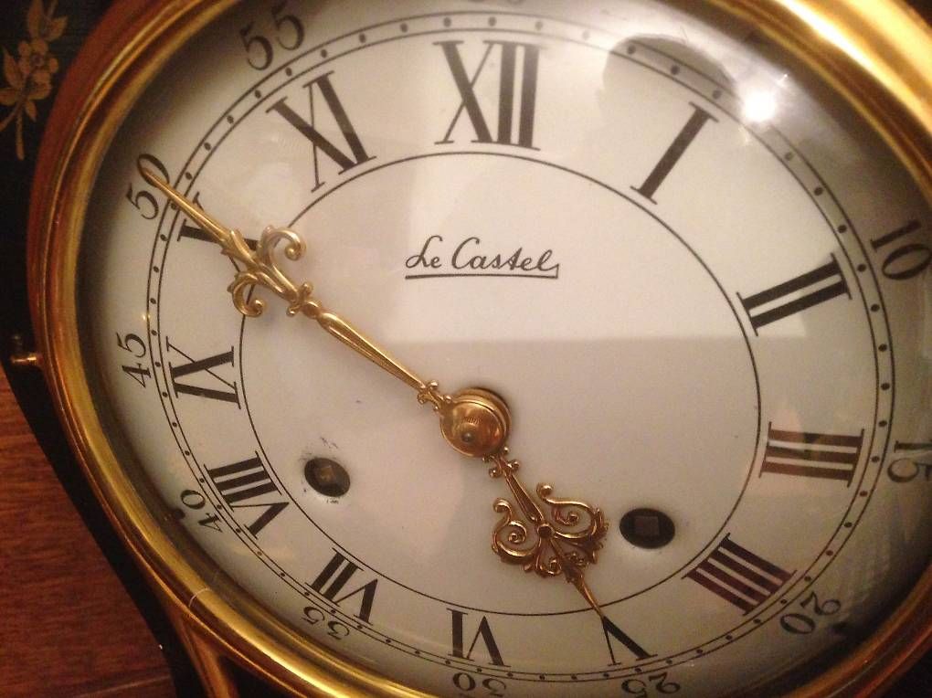 Orologi da terra & Orologi da parete: Pendule Uhr auf Sockel Le Castel – Usato da Zunzgen venduto da Viper79 2