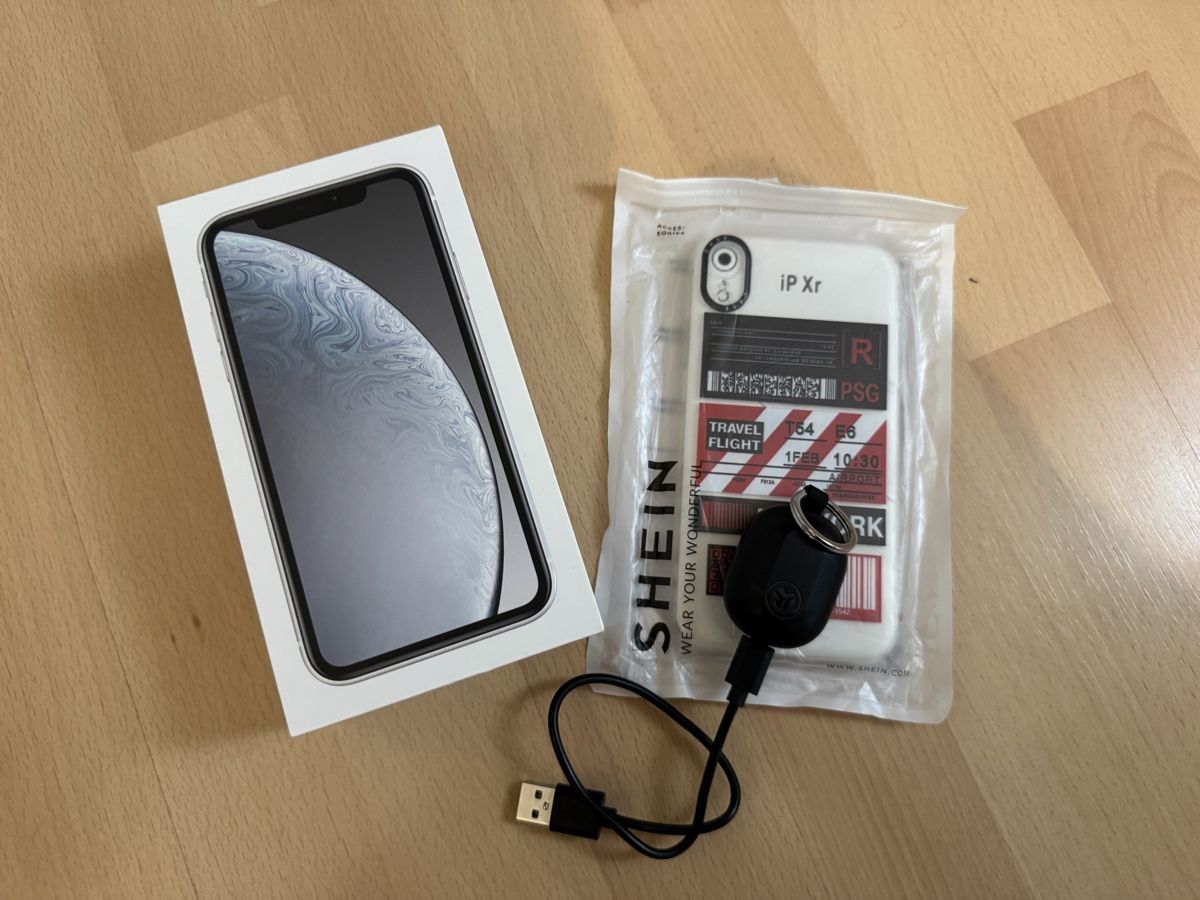 Apple Telefoni cellulari / Smartphones: Apple iPhone XR 128gb Wheite – Usato da Uznach venduto da enrico06 4