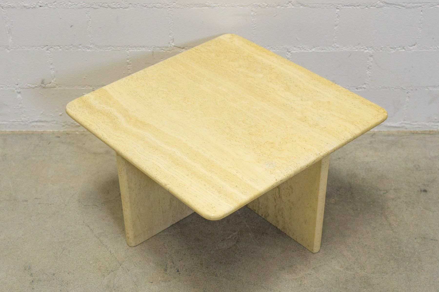 Tische: Couchtisch Travertin Nr. 4 - Lieferung möglich – Gebraucht aus Schaffhausen von Studio-Ara 1