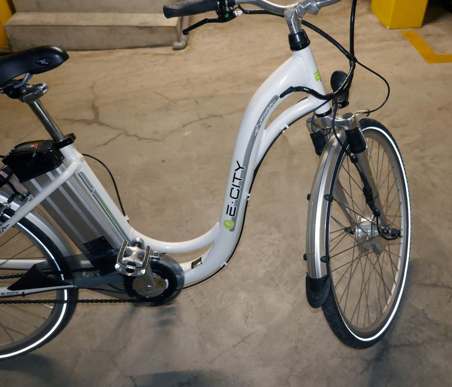Biciclette: Elektrofahrrad - Marke: E-City / E-Power – Usato da Ehrendingen venduto da Wolfmanjack 3