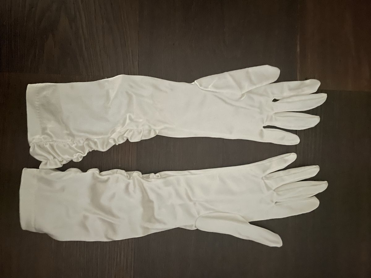 Guanti & manicotti: Elegante lange Handschuhe Gr.S – Usato da Münchenstein venduto da Kapris 1