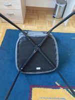 Chaise et bureau / Stuhl und Schreibtisch