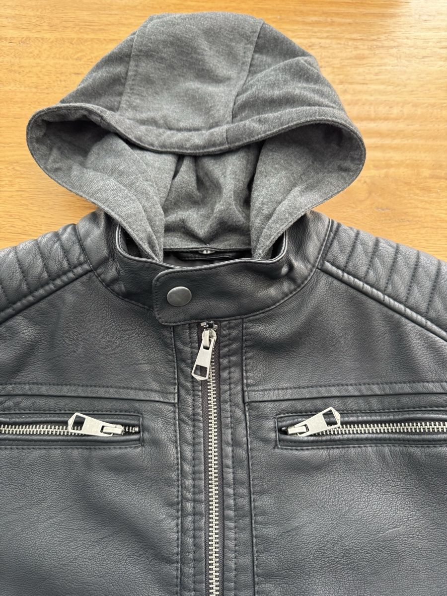 C&A Giacche & Cappotti: Bikerjacke mit Kapuze Grösse 146 – Nuovo (secondo la descrizione) da Hirzel venduto da Marmar88 2