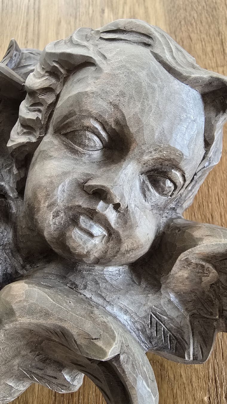 Figuren: Engelsköpfe Schnitzerei – Gebraucht aus Triesen von Vanlie 1