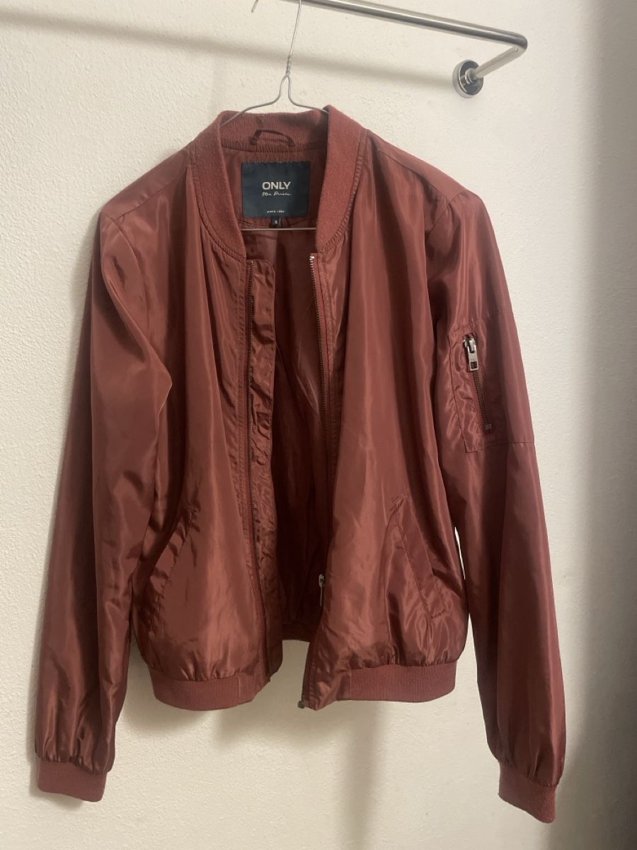 Giacche: Tolle leichte Bomberjacke von ONLY – Usato da Bern venduto da mymo01