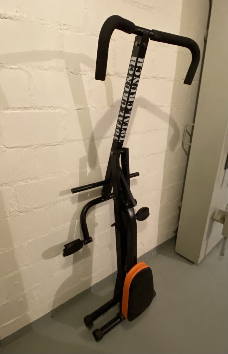 Hometrainer: Total Crunch Fitnessgerät – Usato da Dällikon venduto da la-farfalla 2