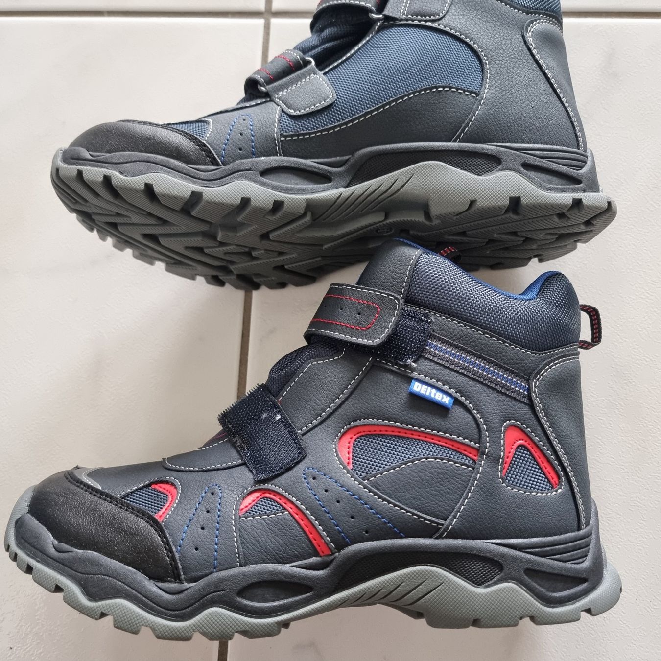 Schuhe für Jungen: NEUE warme Winterstiefel Gr 41 mit Klettverschluss – Neu und originalverpackt aus Arth von Africa44 1