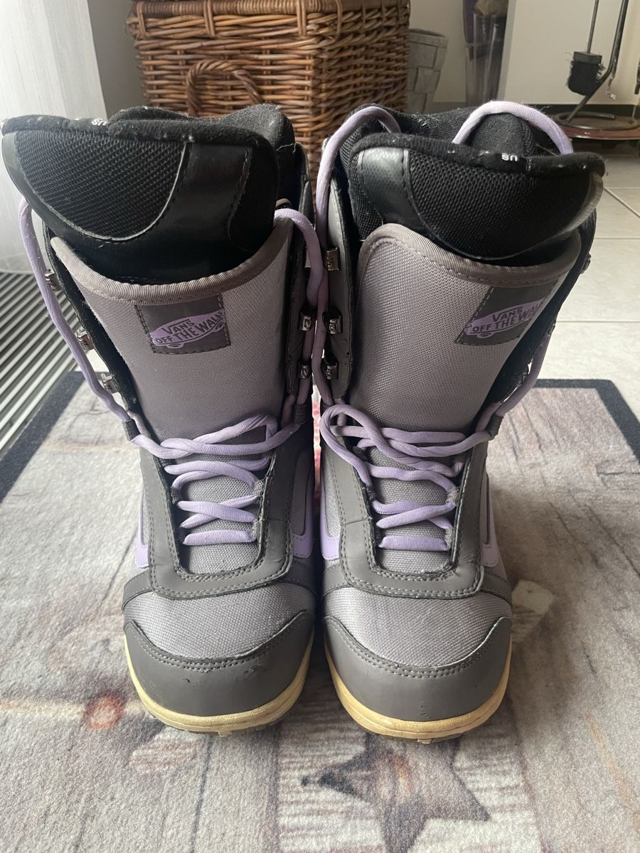 Vans Scarpe da uomo: Scarponi Snowboard VANS – Usato da Mezzovico venduto da esa_d9tc