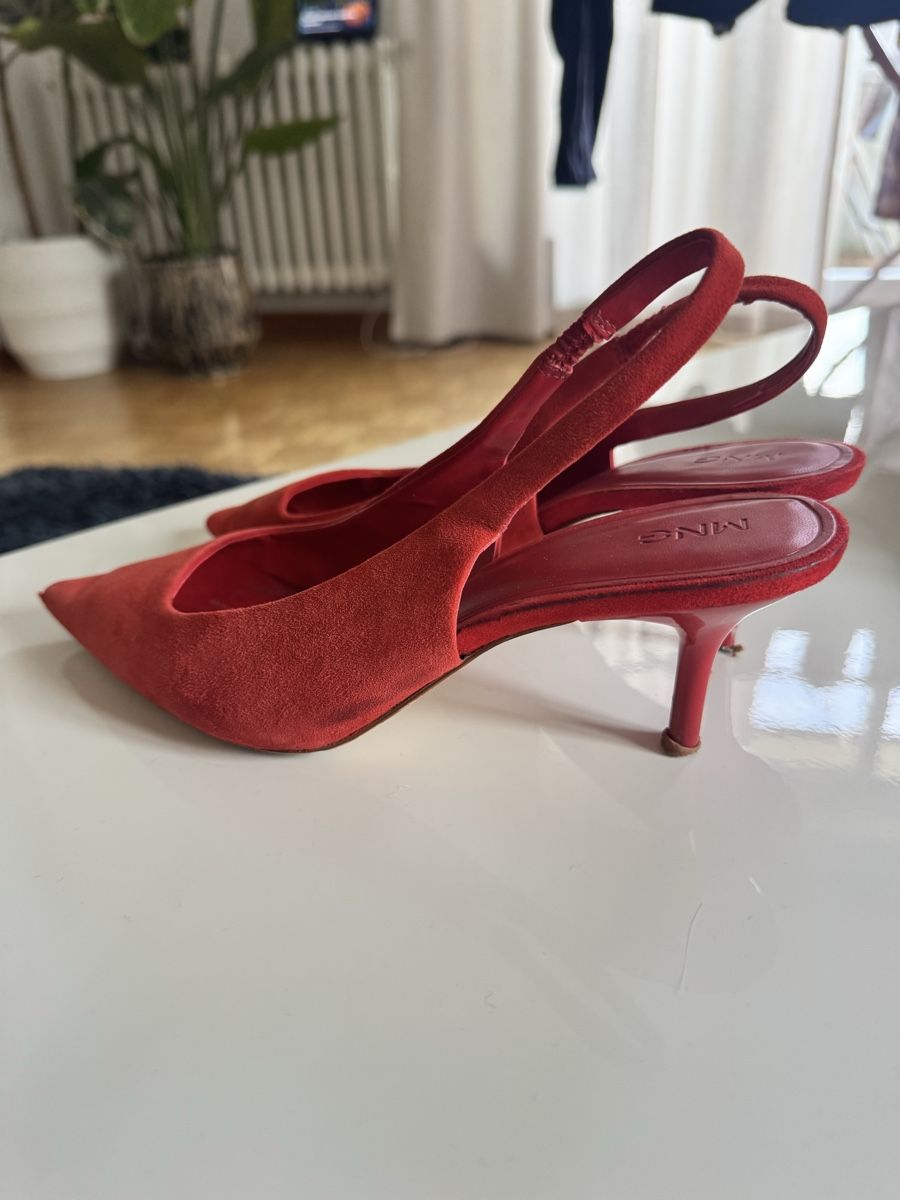 Mango Chaussures femmes: Mango Slingback Pumps, Red, Size 38, Used Condition – D'occasion à Baar par sal_g57c
