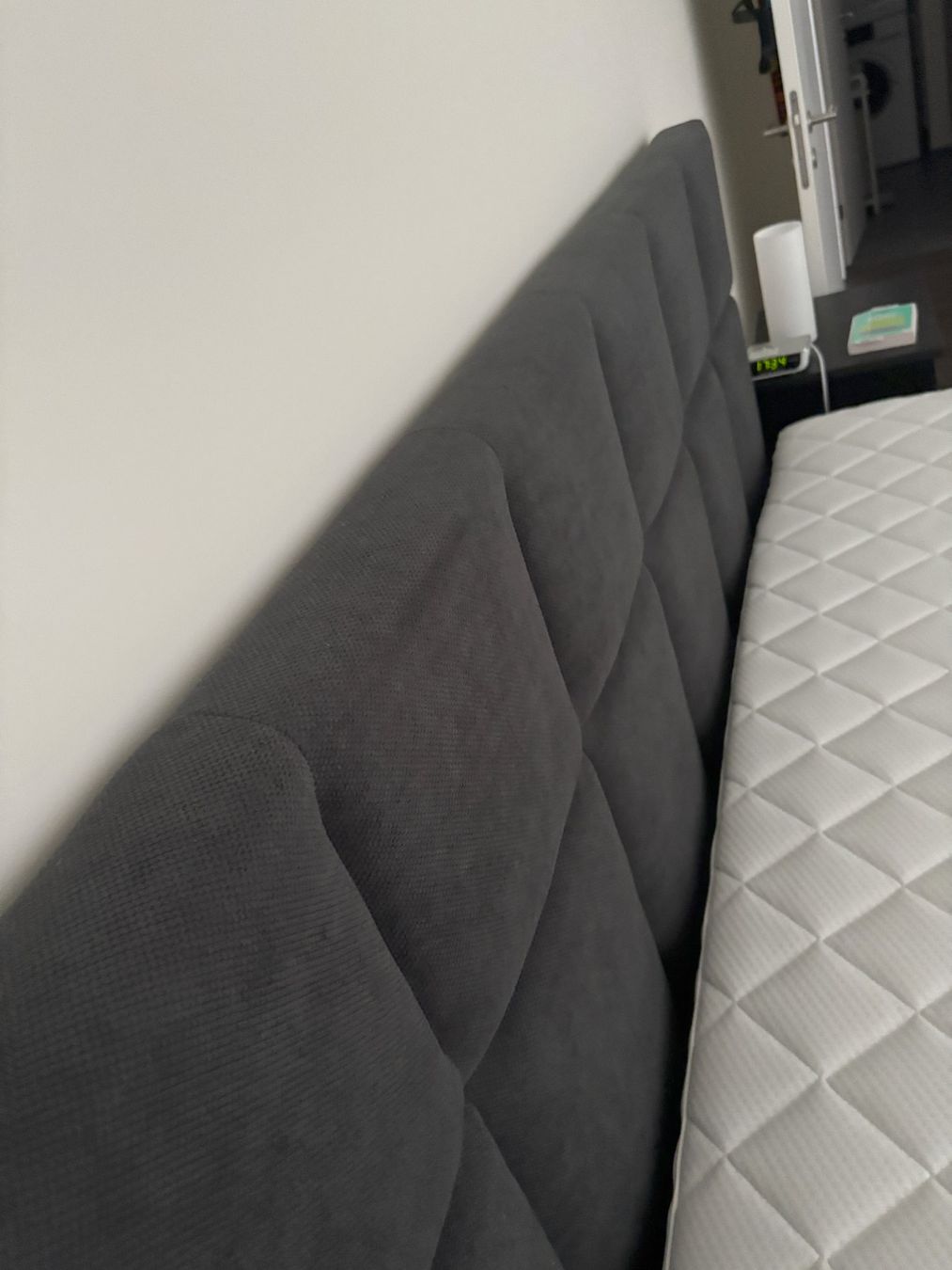 Pfister Letti: Boxspringbett 200x200cm anthrazit Pfister Lorie – Usato da Horgen venduto da no_seb 4