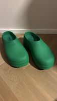Adidas Clogs grün neuwertig Grösse 43