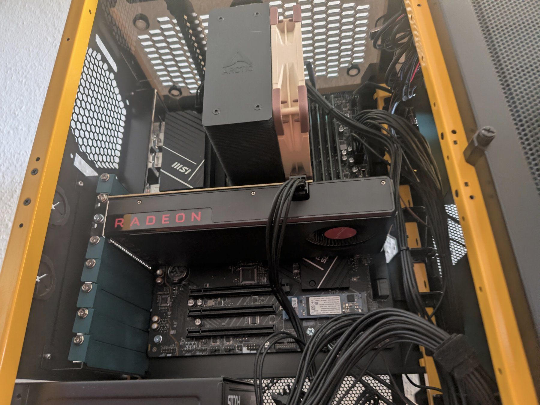 Amd Schede grafiche: 2 x AMD RX 480 8gb – Usato da Genève venduto da hag_ht5g