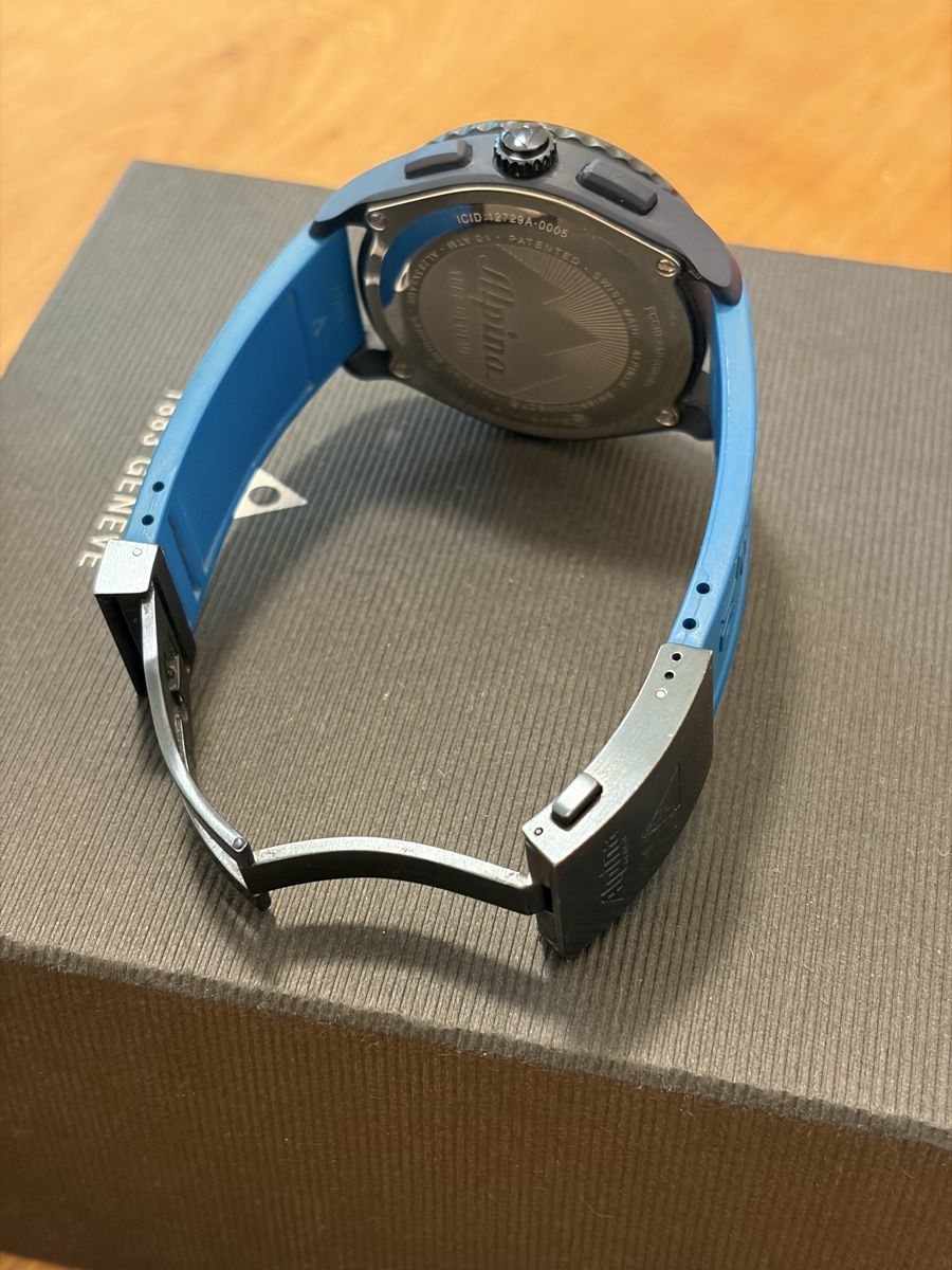 Smartwatch: Alpina Horological Smartwatch AlpinerX – Difettoso da Zürich venduto da jme_7fbb 5