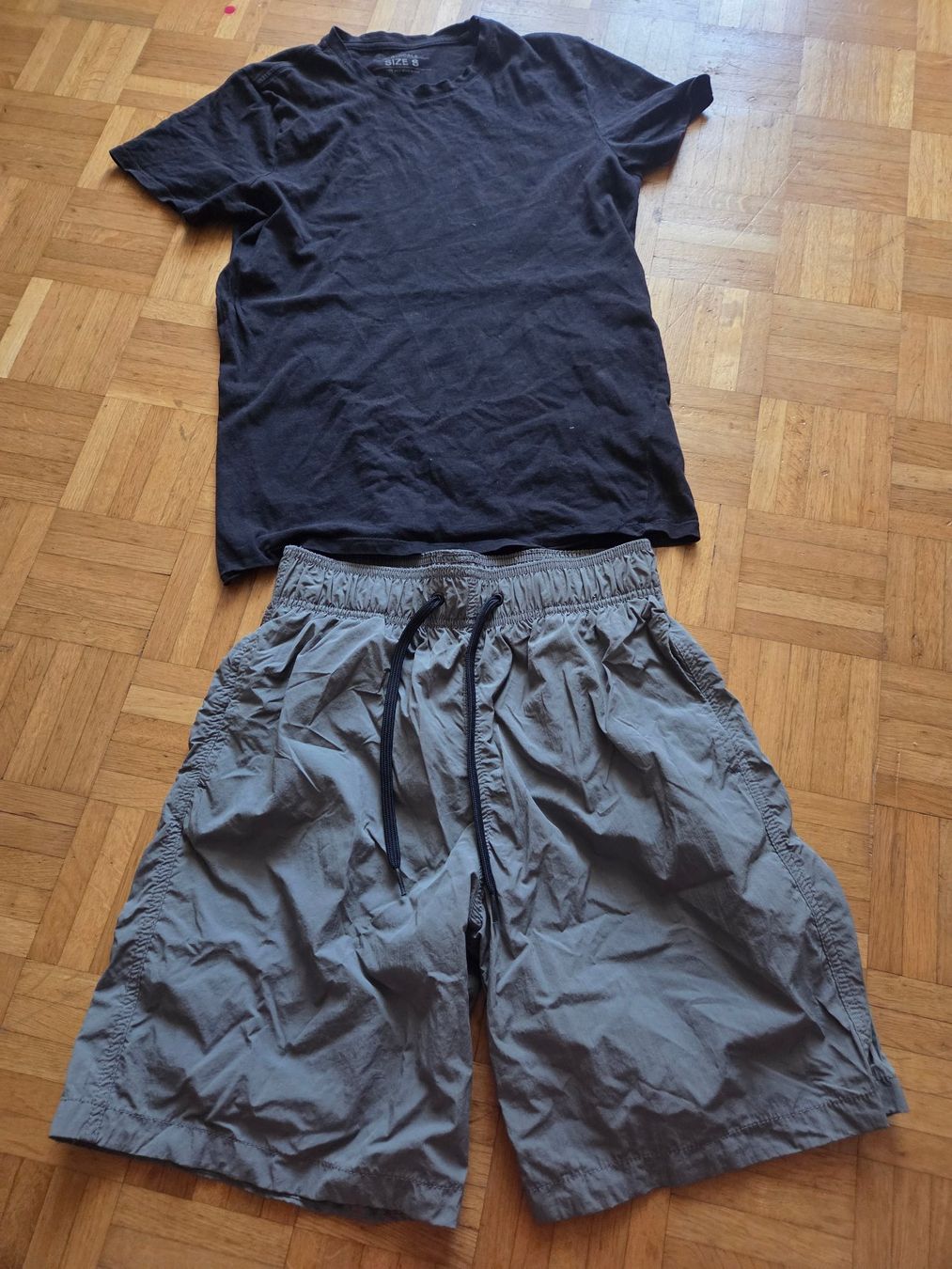 Lotti di vestiti: Kleiderpaket Gr. S – Usato da Basel venduto da grandfamily 4