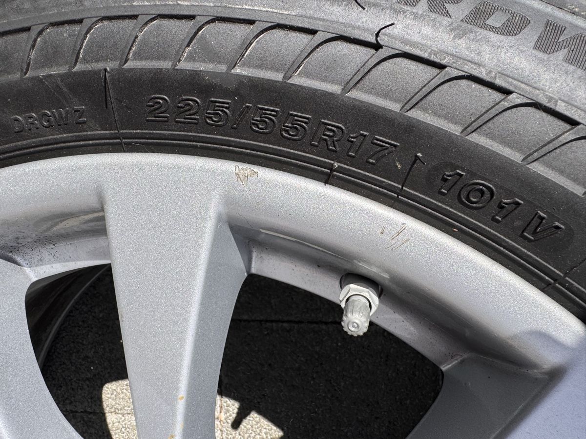 Pneumatici & Ruote complete: BMW Kompletträder – Usato da Lamboing venduto da Treasurecorner 5
