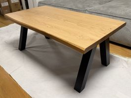 Massivholz Couchtisch / Salontisch 110 × 60 cm - Natur