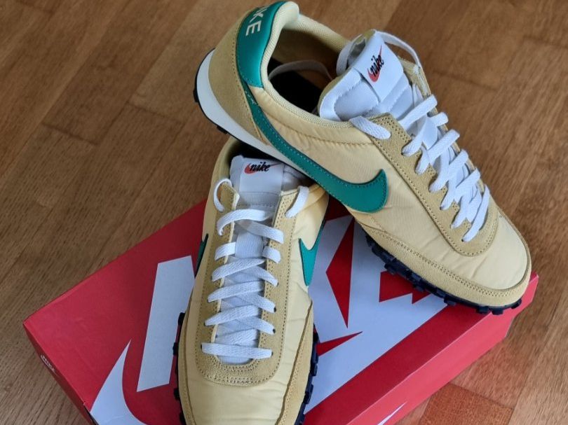 Nike Scarpe da uomo: Nike Waffle Racer (new) – Nuovo (secondo la descrizione) da Dübendorf venduto da app_6b2j