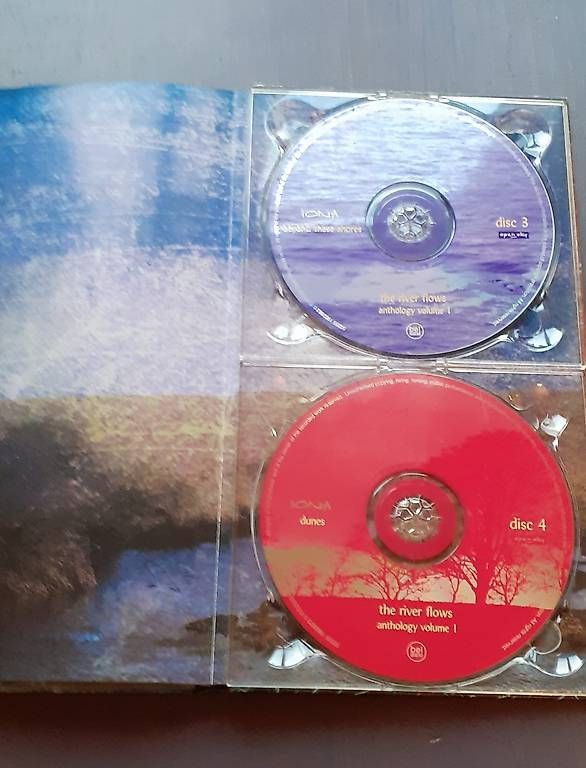 CD: Coffret de 4 CD Iona – Usato da vevey venduto da isagh 2