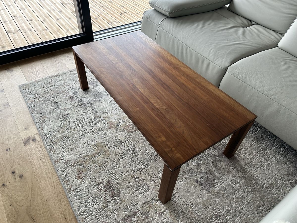Tavoli: Table en noyer excellent état. – Usato da Bouveret venduto da Gazou 1